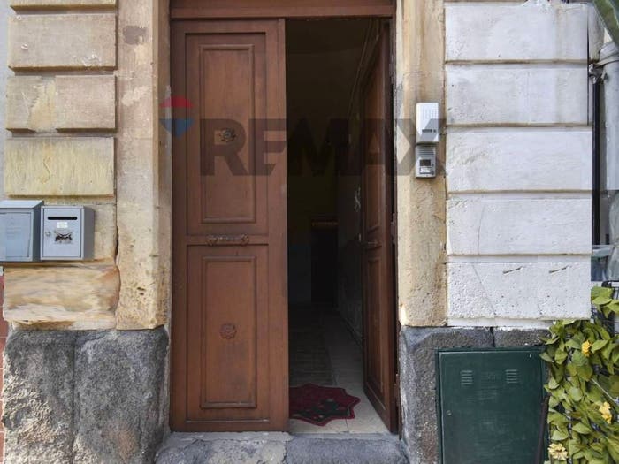 Casa con 5 locali in vendita in Via Solferino, Ferrarotto Acquedotto Greco, Catania