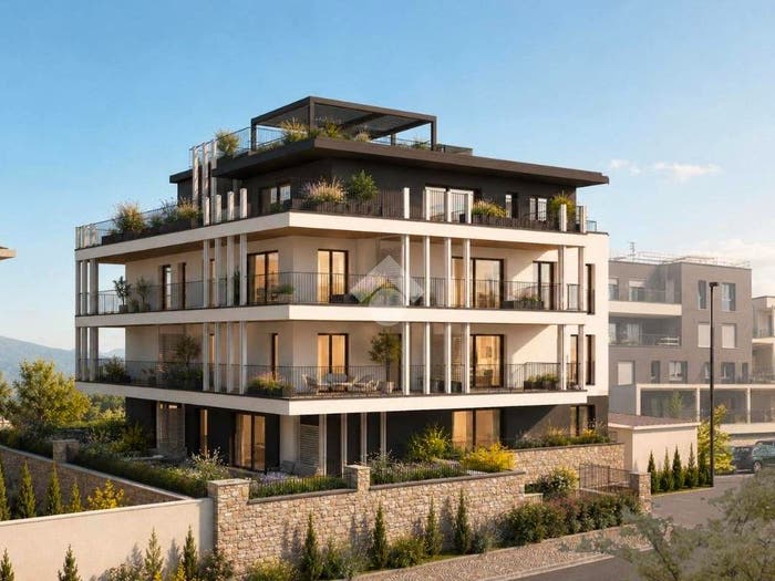 Appartamento quadrilocale in vendita in Via V Veneto, Sarnico