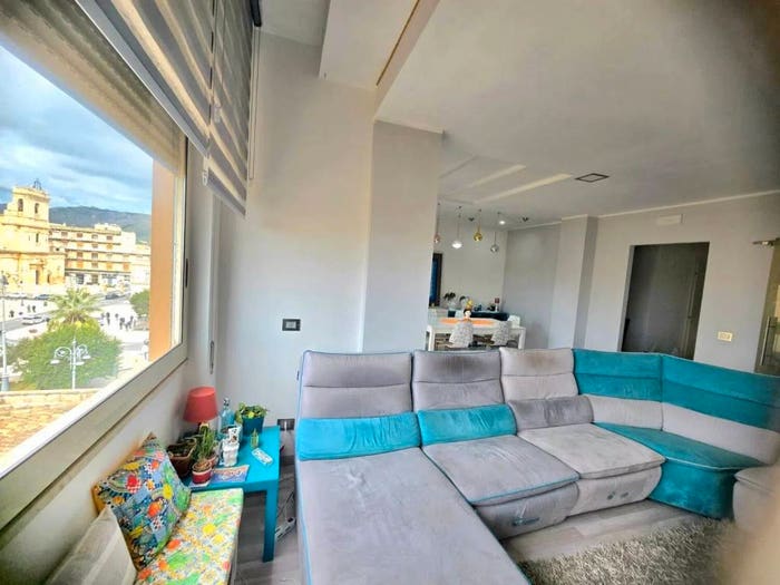 Appartamento con 5 locali in vendita in Vico Dolfi, Centro, Avola