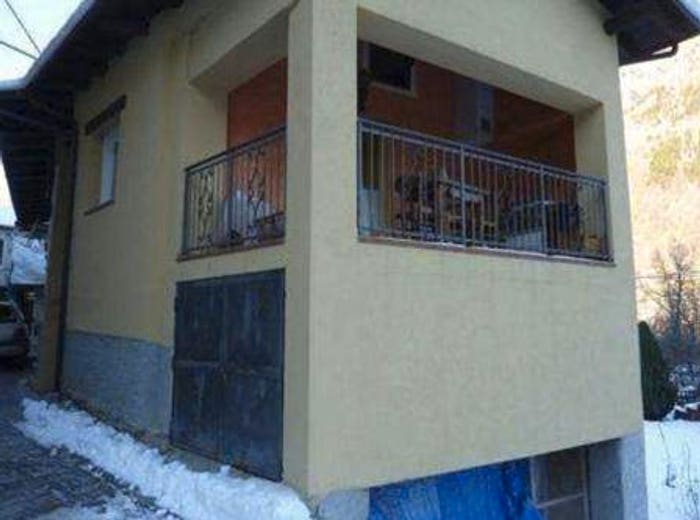 Appartamento trilocale in vendita in Frazione Raviera b, Pratolungo Roviera, Vinadio