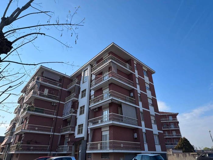 Appartamento quadrilocale in vendita in Viale Giuseppe Garibaldi, Centro, Carmagnola