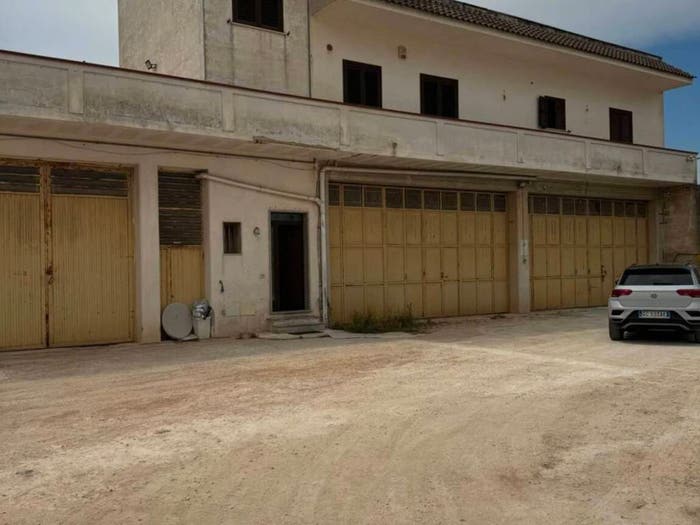 Appartamento con 5 locali in vendita in Via Magenta, Avetrana