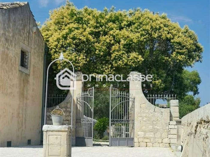 Casa con 6 locali in vendita in Campanella Gianforma, Modica