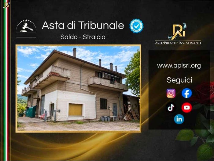 Appartamento con 6 locali in vendita in Via cà del vento, Novafeltria