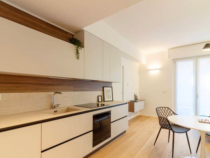 Appartamento bilocale in vendita in Viale Tunisia, Porta Venezia, Milano