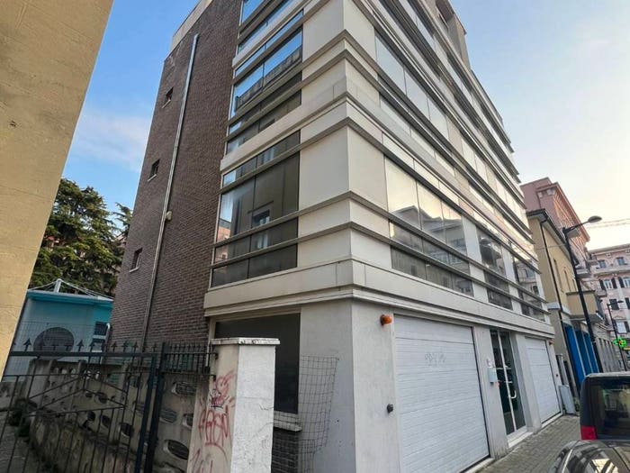 Casa in vendita in Via Ancona, Via Venezia Lungofiume Paolucci, Pescara