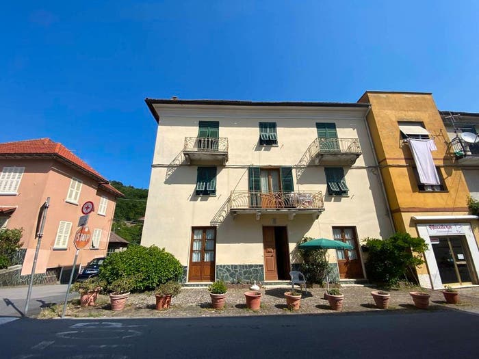 Appartamento con 6 locali in vendita in Via Stefano Ramorino, San Pietro D'olba, Urbe