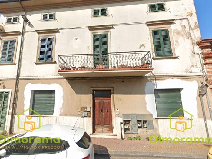 Appartamento bilocale in vendita in Via G Mazzini, Centro, Monsummano Terme