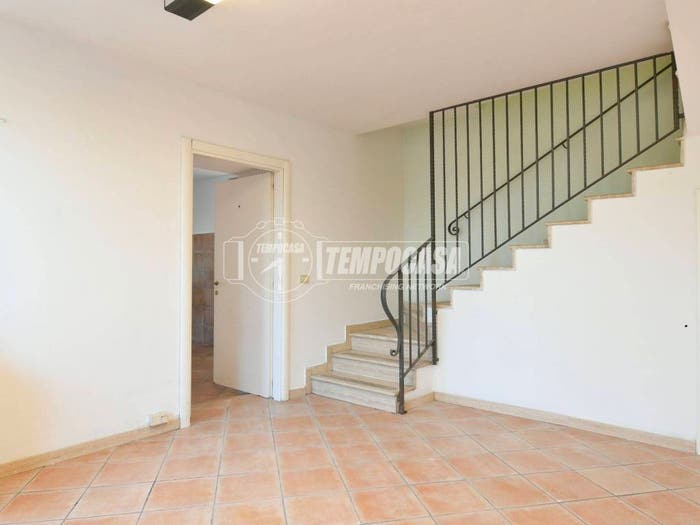 Casa con 6 locali in vendita in Frazione Monticelli, Ascoli Piceno