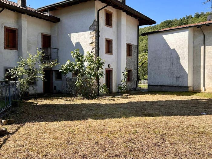 Casa con 6 locali in vendita in Frazione Clenia, Clenia, San Pietro al Natisone