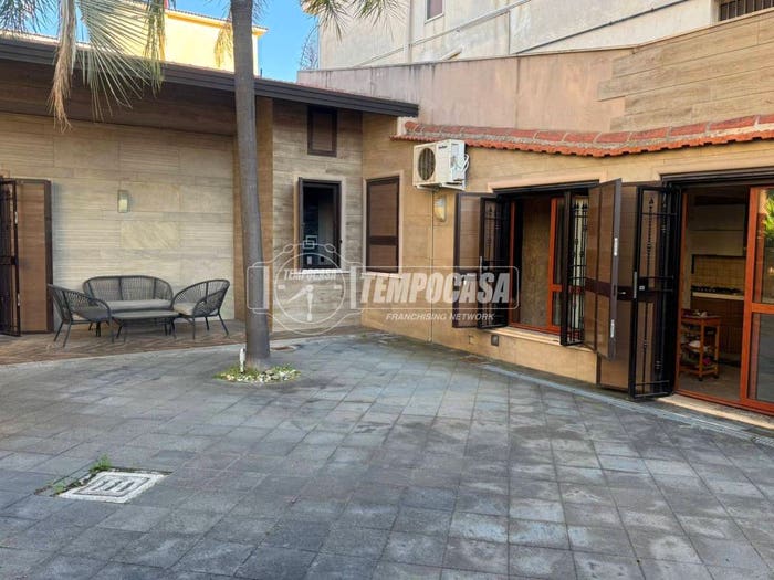 Casa con 6 locali in vendita in Via San Marco, Centro, Marigliano