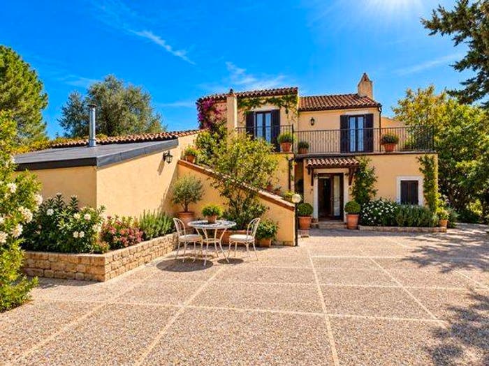 Casa con 6 locali in vendita in Via Tavolato, Città Sant'Angelo