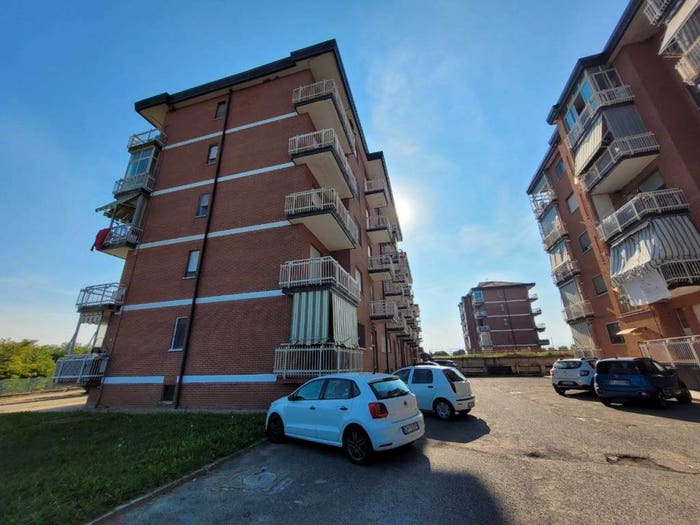 Appartamento trilocale in vendita in Via Nino Costa, Centro, Airasca