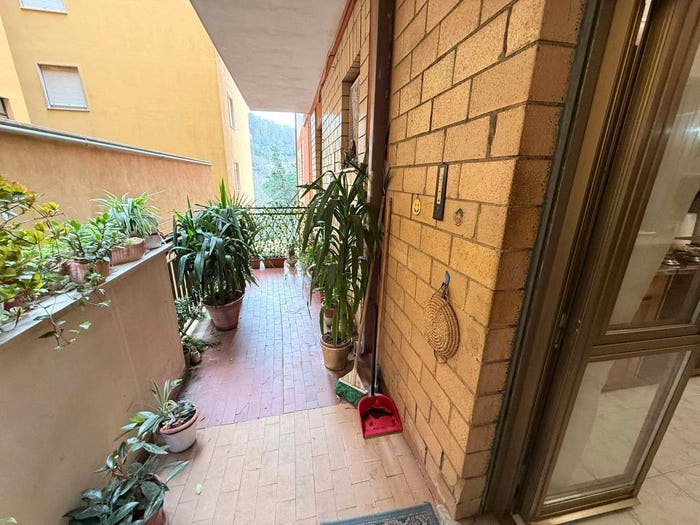 Appartamento bilocale in vendita in Via Teodolfo Mertel, Centro, Allumiere