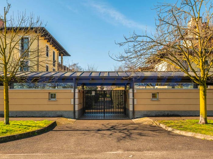 Appartamento trilocale in vendita in Via Monzese, Villaggio Ambrosiano, Segrate