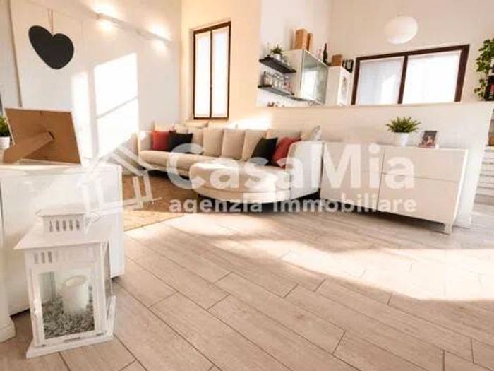 Appartamento con 5 locali in vendita in Via Padova, Nuovo Ospedale San Paolo, Legnano