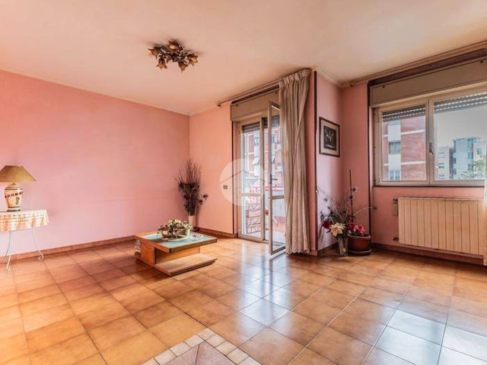 Appartamento con 6 locali in vendita in Via Ugo la Malfa, Centro, Civita Castellana