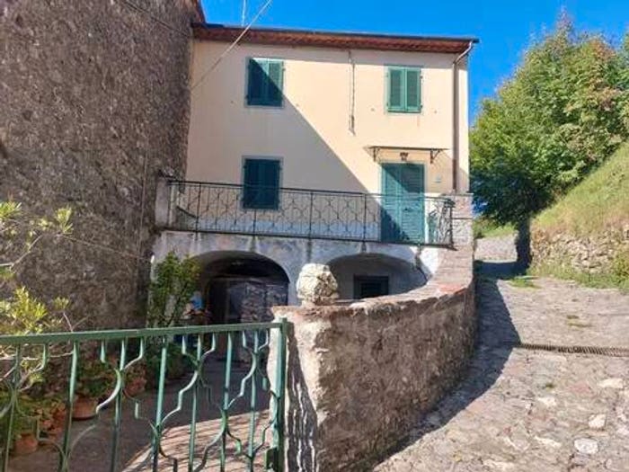 Casa con 6 locali in vendita in Urb San Cassiano Di Controne Bagni Di Lucca, San Cassiano, Bagni di Lucca