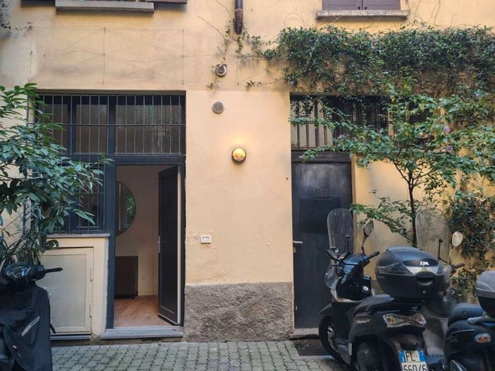 Appartamento trilocale in vendita in Via Carlo Farini, Isola, Milano