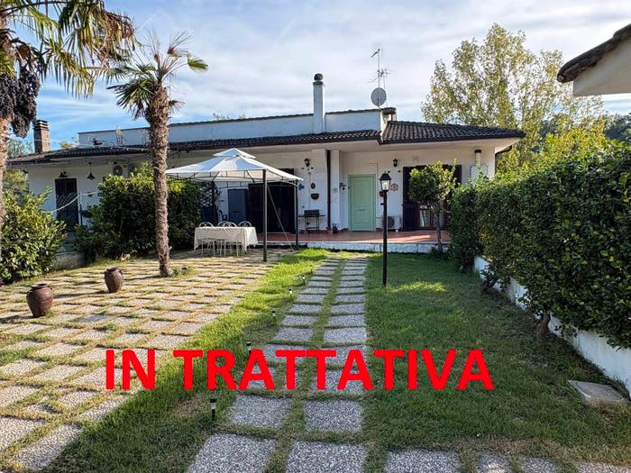 Casa trilocale in vendita in Via Piane di San Giovanni, Talocci, Fara in Sabina