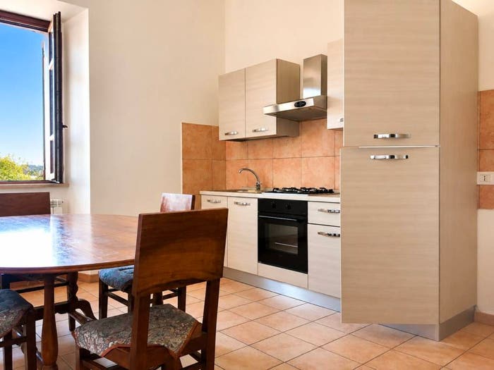Appartamento con 5 locali in vendita in Via delle Fornaci, Centro, Gualdo Tadino