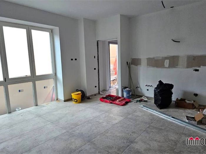 Appartamento trilocale in vendita in Centro, Poggibonsi