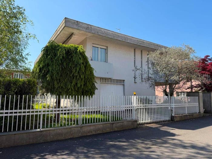 Casa quadrilocale in vendita in Via Trento, Centro, Albino