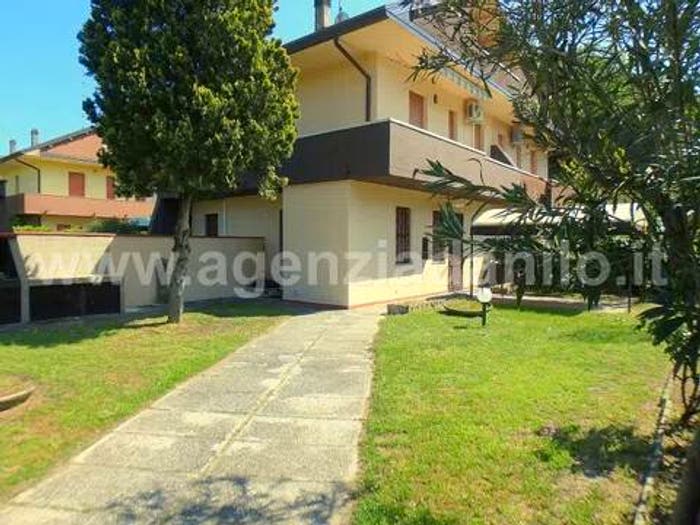 Casa quadrilocale in vendita in Via Altair, San Giuseppe, Comacchio