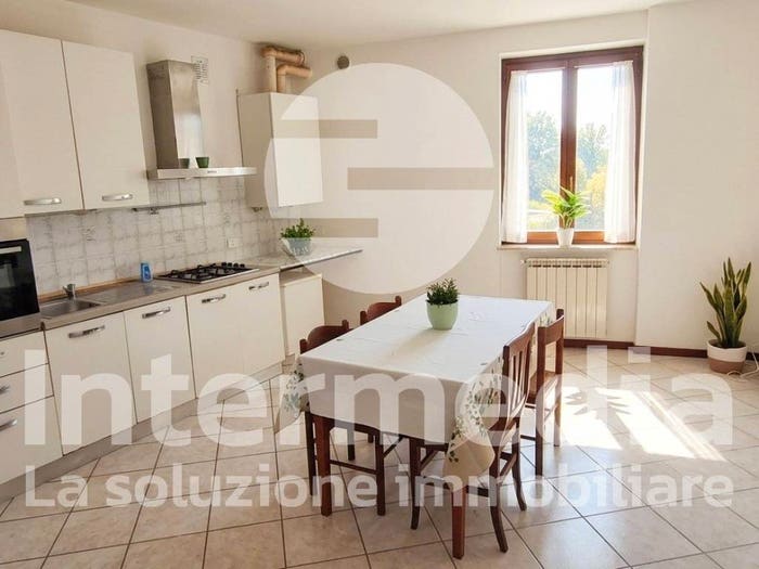 Appartamento bilocale in vendita in Piazza Giuseppe Mazzini, Centro, Capriano del Colle