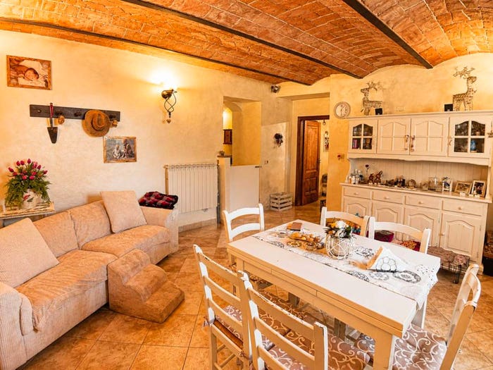 Appartamento con 5 locali in vendita in Strada Regionale di Val di Cecina, Campiglia Castel San Gimignano, Colle di Val d'Elsa