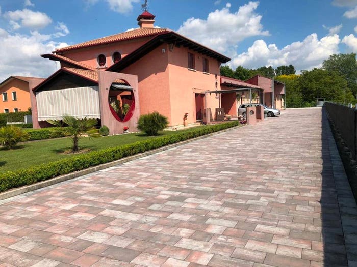 Casa quadrilocale in vendita in Moniego, Noale