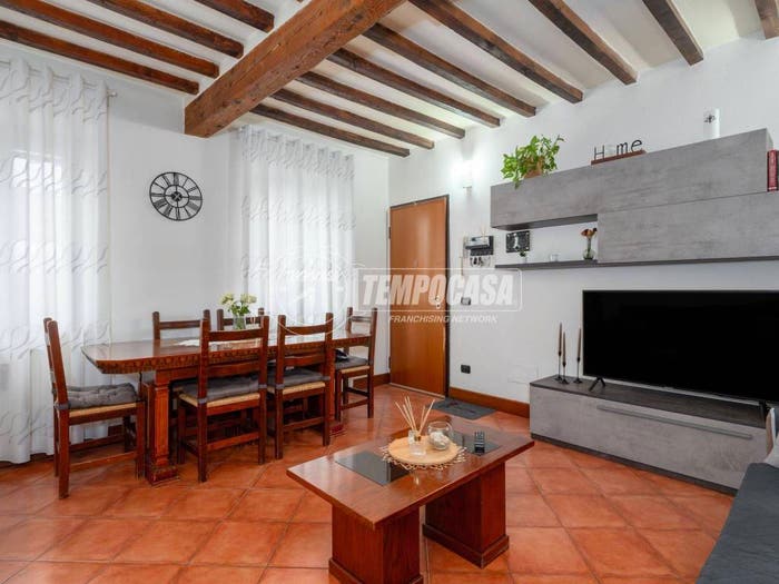 Appartamento trilocale in vendita in Centro, Castellarano