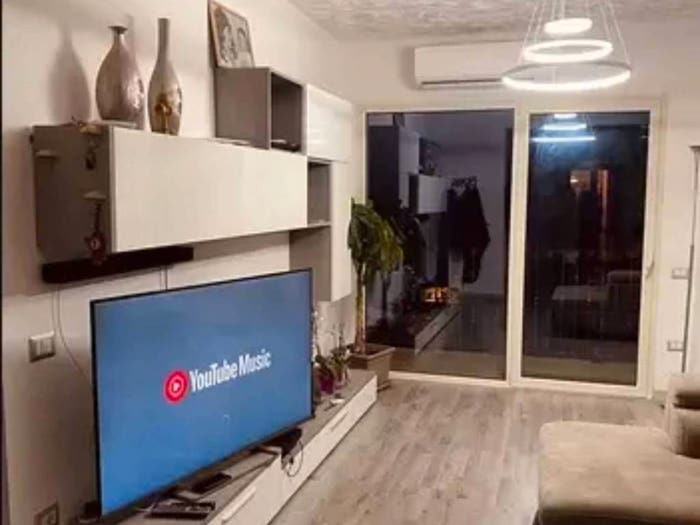 Appartamento con 6 locali in vendita in Viale Trieste, Osini
