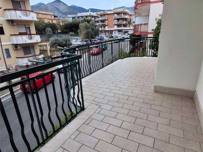 Appartamento quadrilocale in vendita in Centro, Formia