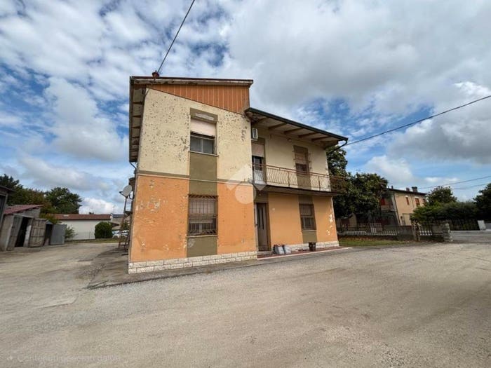 Casa con 6 locali in vendita in Via borse, Centro, Alfonsine