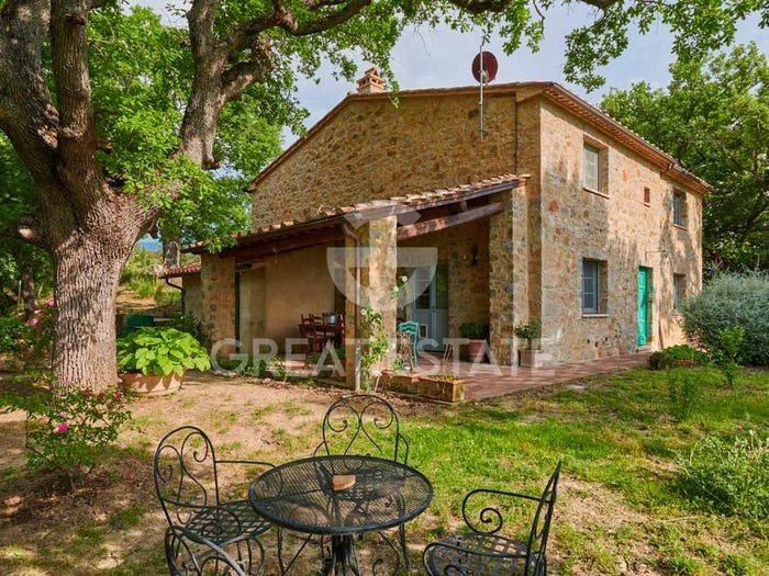 Casa con 6 locali in vendita in Piazzetta degli Orti, Centro, Seggiano