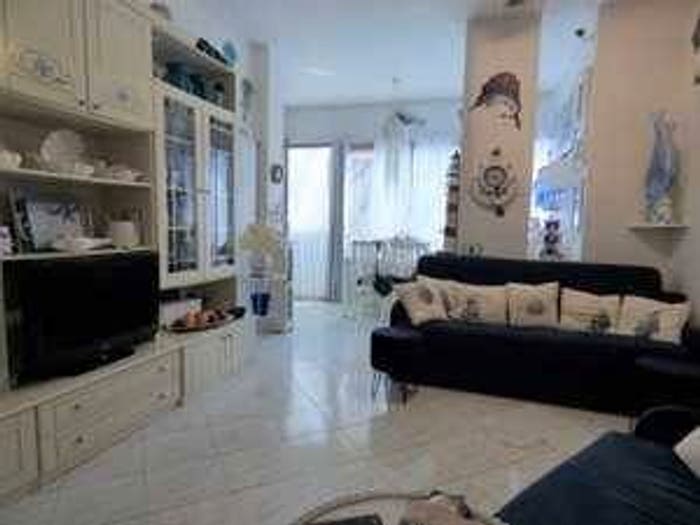 Appartamento trilocale in vendita in Via Genova, Marina Di Andora, Andora
