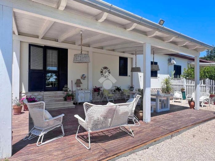 Casa quadrilocale in vendita in Strada SP, Borgo Mezzanone Tavernola, Foggia