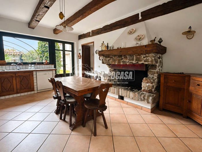 Casa con 6 locali in vendita in Via Pinerolo, Centro, Macello
