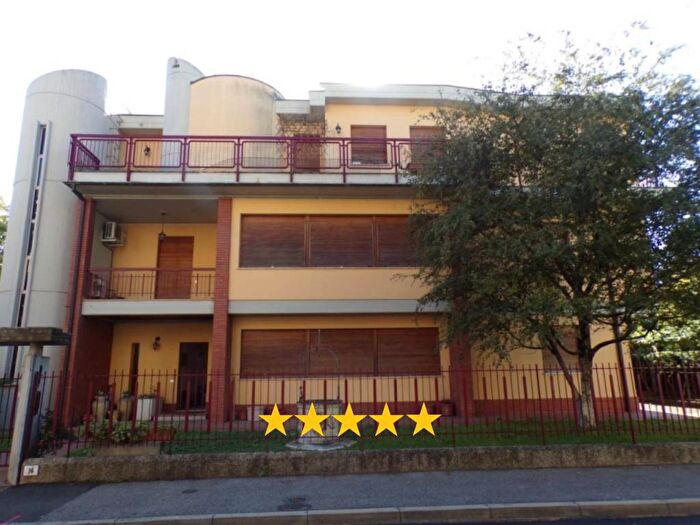 Appartamento con 6 locali in vendita in Silvio Corbari, Parco Urbano Piscina, Forlì