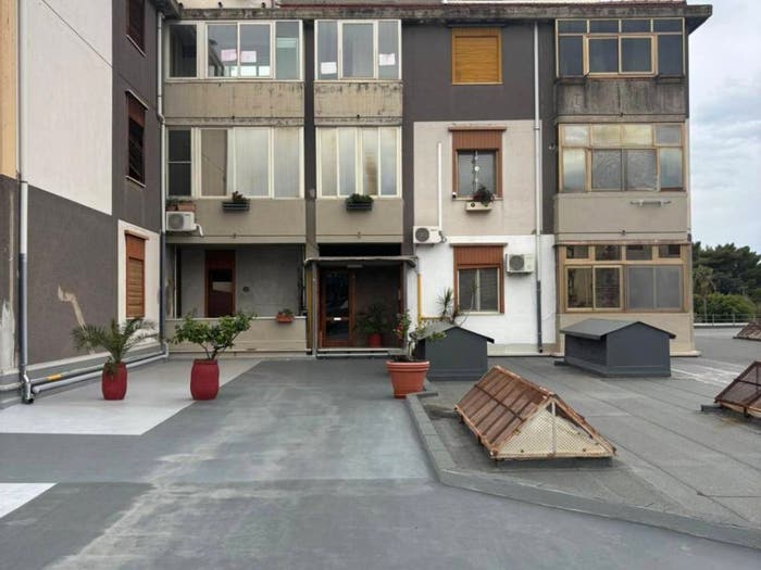 Appartamento trilocale in vendita in Via Teseo, Carruba di Ognina Teseo, Catania