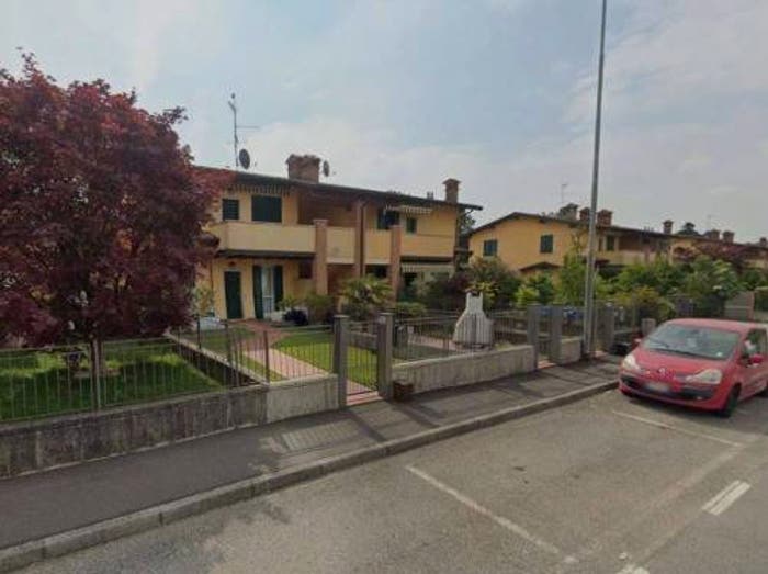 Appartamento trilocale in vendita in Via Luigi Foresti, Castrezzato