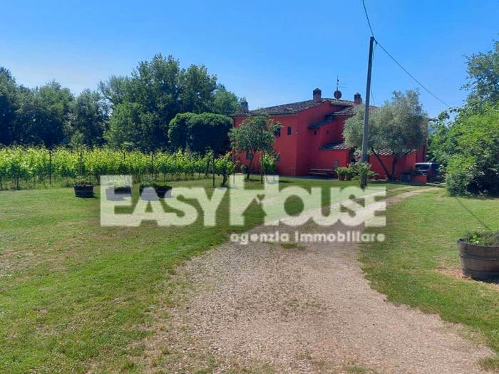 Casa con 6 locali in vendita in Strada Comunale della Traiana, Terranuova Bracciolini