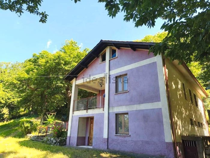 Casa quadrilocale in vendita in Via Fontana Nuova, Centro, Colliano