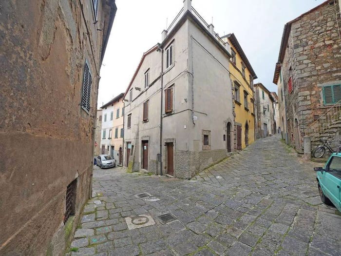 Appartamento con 5 locali in vendita in Via La Piana No Number, Centro, Castel del Piano