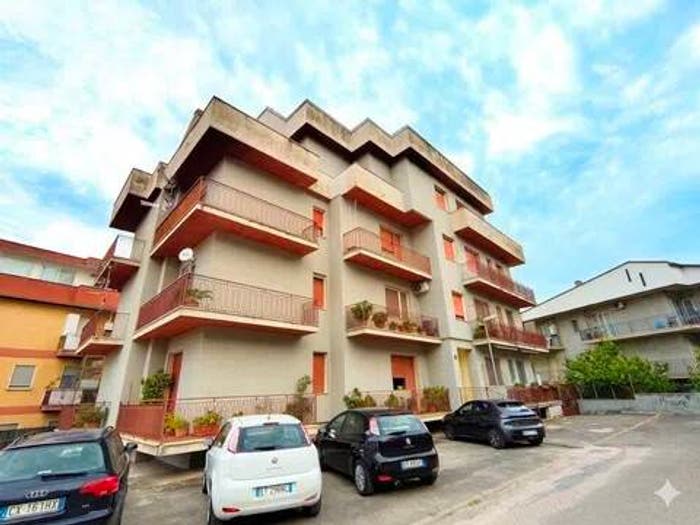 Appartamento con 5 locali in vendita in Via San Lorenzo, Centro, Priverno