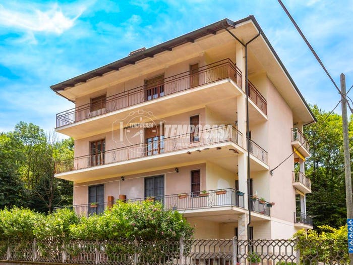 Appartamento con 5 locali in vendita in Via Pomeri, Giaveno