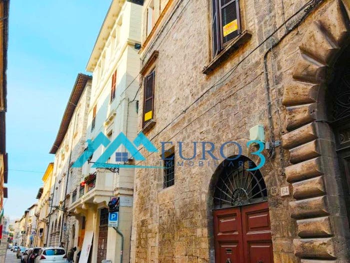 Appartamento con 5 locali in vendita in Corso Giuseppe Mazzini, Ascoli Piceno