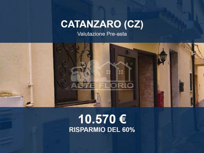 Appartamento bilocale in vendita in Vicolo I Carbone, Centro Storico San Leonardo Stadio Pontepiccolo, Catanzaro