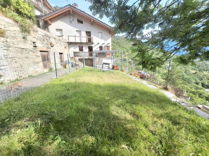 Casa con 6 locali in vendita in Frazione Devin, Berriaz, Montjovet
